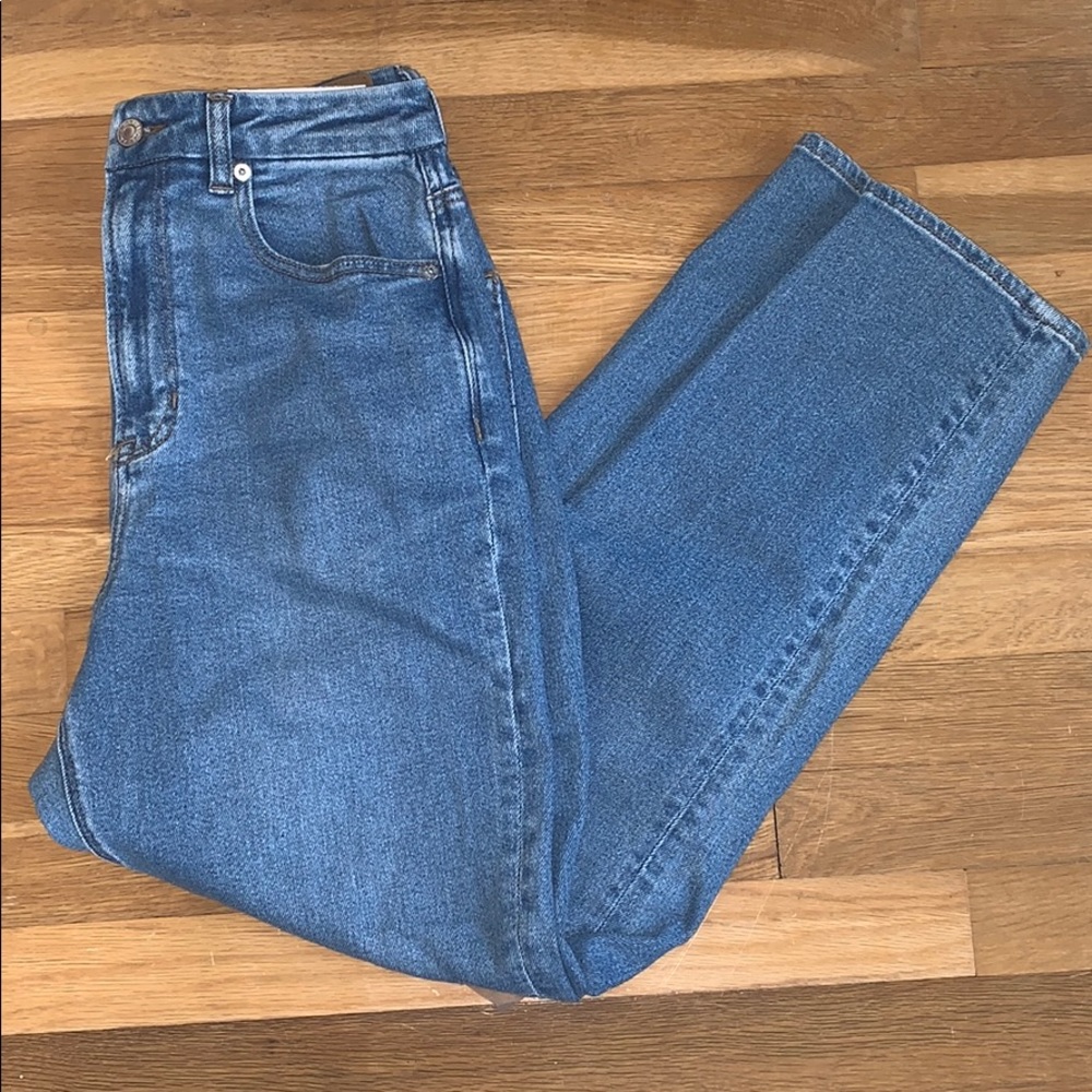 Brand new American Eagle Mom Jeans!